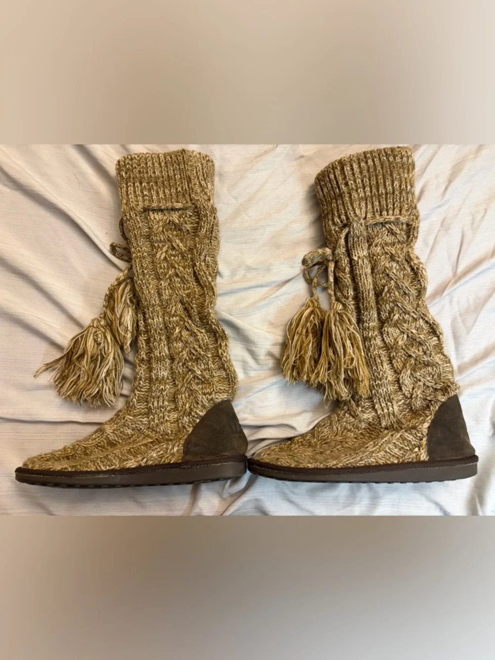 Muk Luks knit sweater
